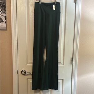 Aerie crossover flair, legging, dark green, NWT